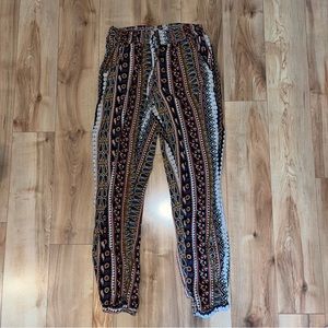 American Eagle joggers